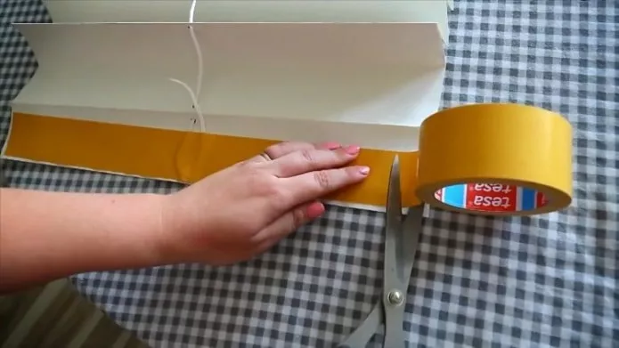 Крепление на двухсторонний скотч Крепление на двухсторонний скотч