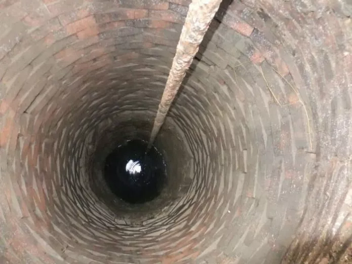 Замер уровня воды в колодце Замер уровня воды в колодце