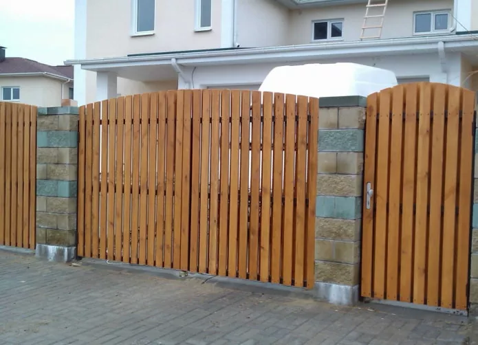 ворота из штакетника