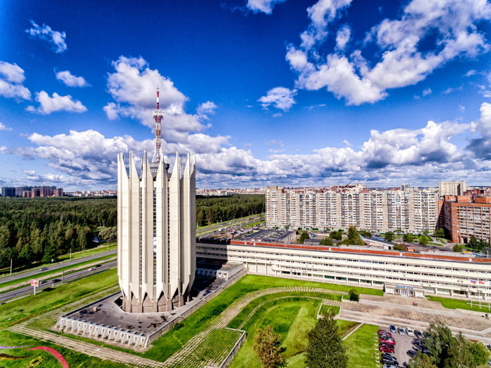Высотное здании ЦНИИ